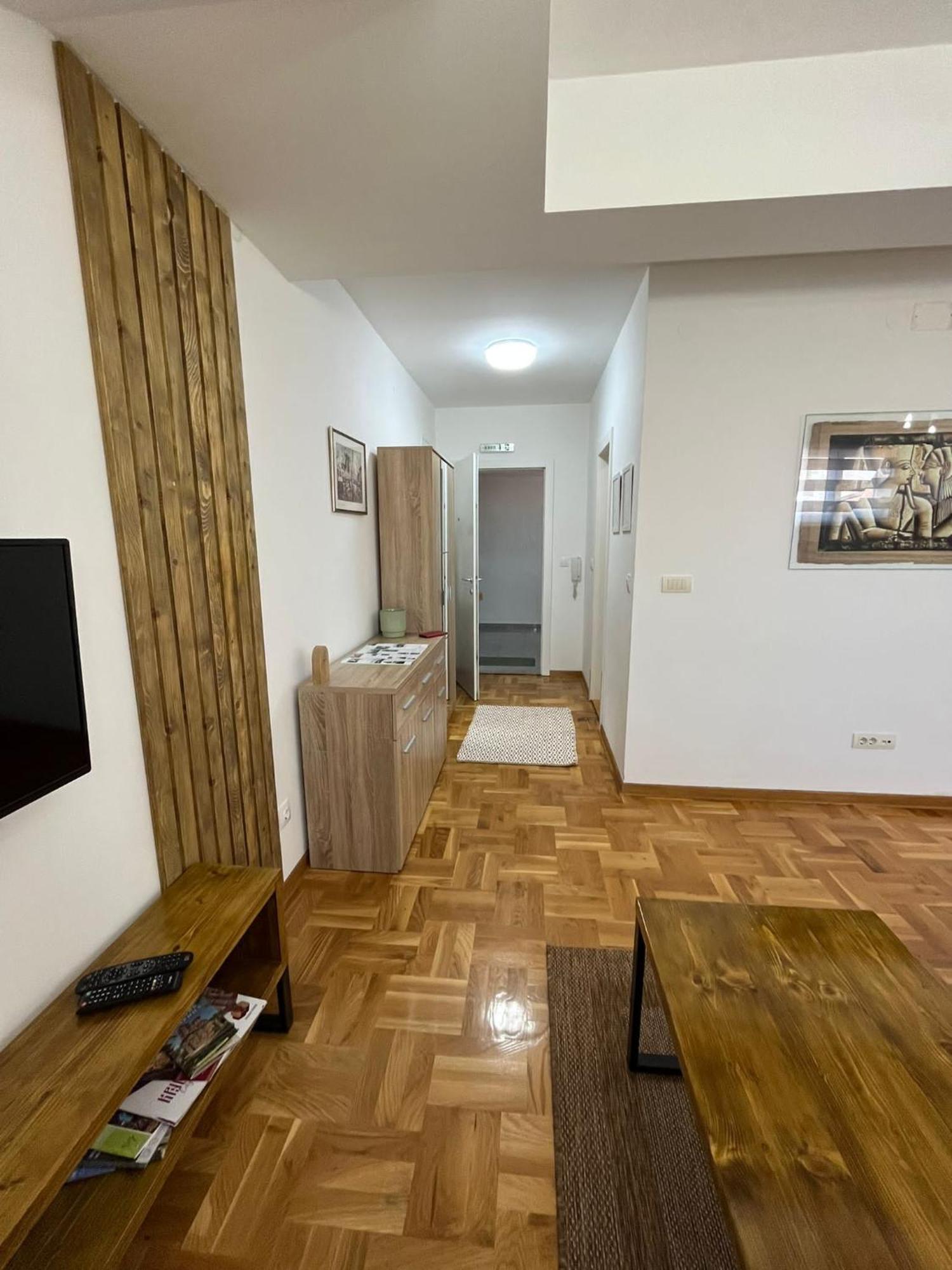 Apartman Mia Centar Крушевац Екстериор снимка